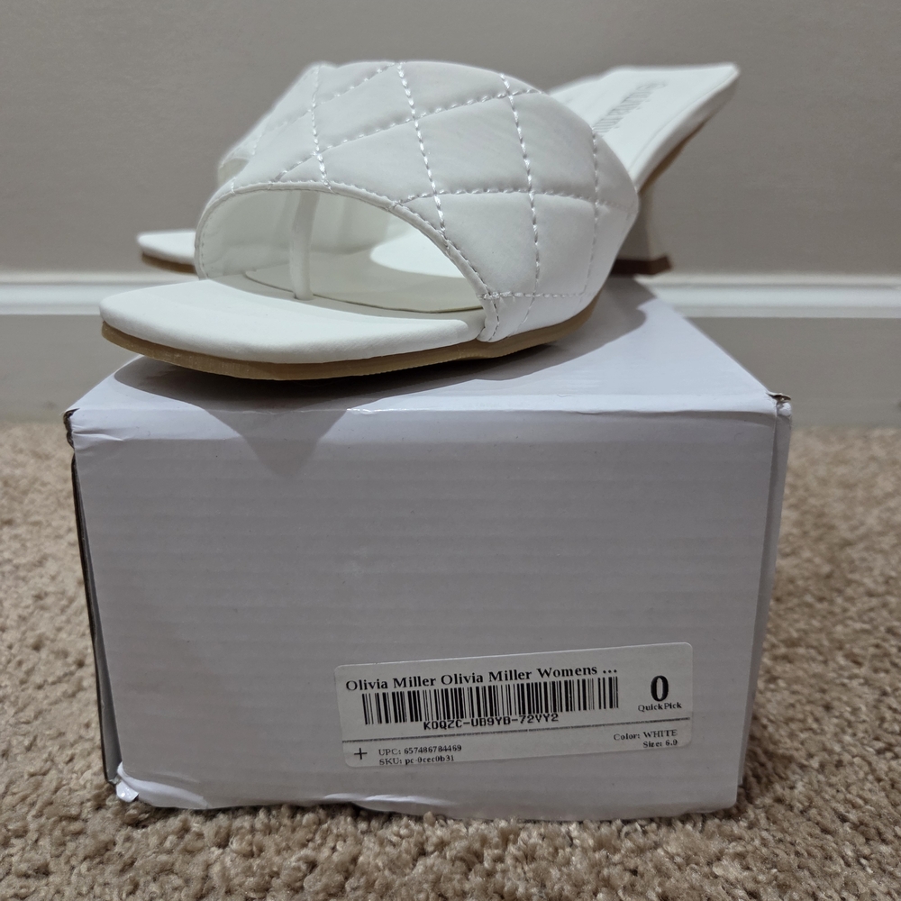 Olivia Miller White Quilted Slide Mules - Picture 2 of 4